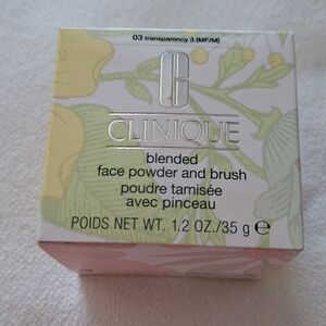 Clinique Blended Face Powder with Brush - Floral Design 03 Transparancy Shade